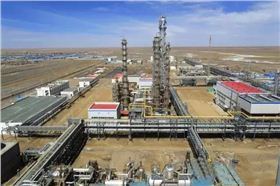 青海湖甲醇裝置一體化設(shè)施運行20161018 青海湖甲醇裝置一體化設(shè)施運行20161018